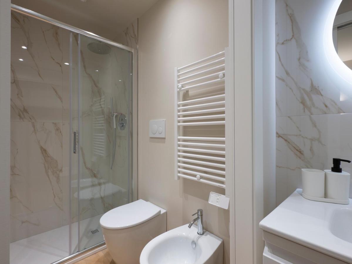 I Host Apartment - Ranzoni 1 Milan Exterior photo