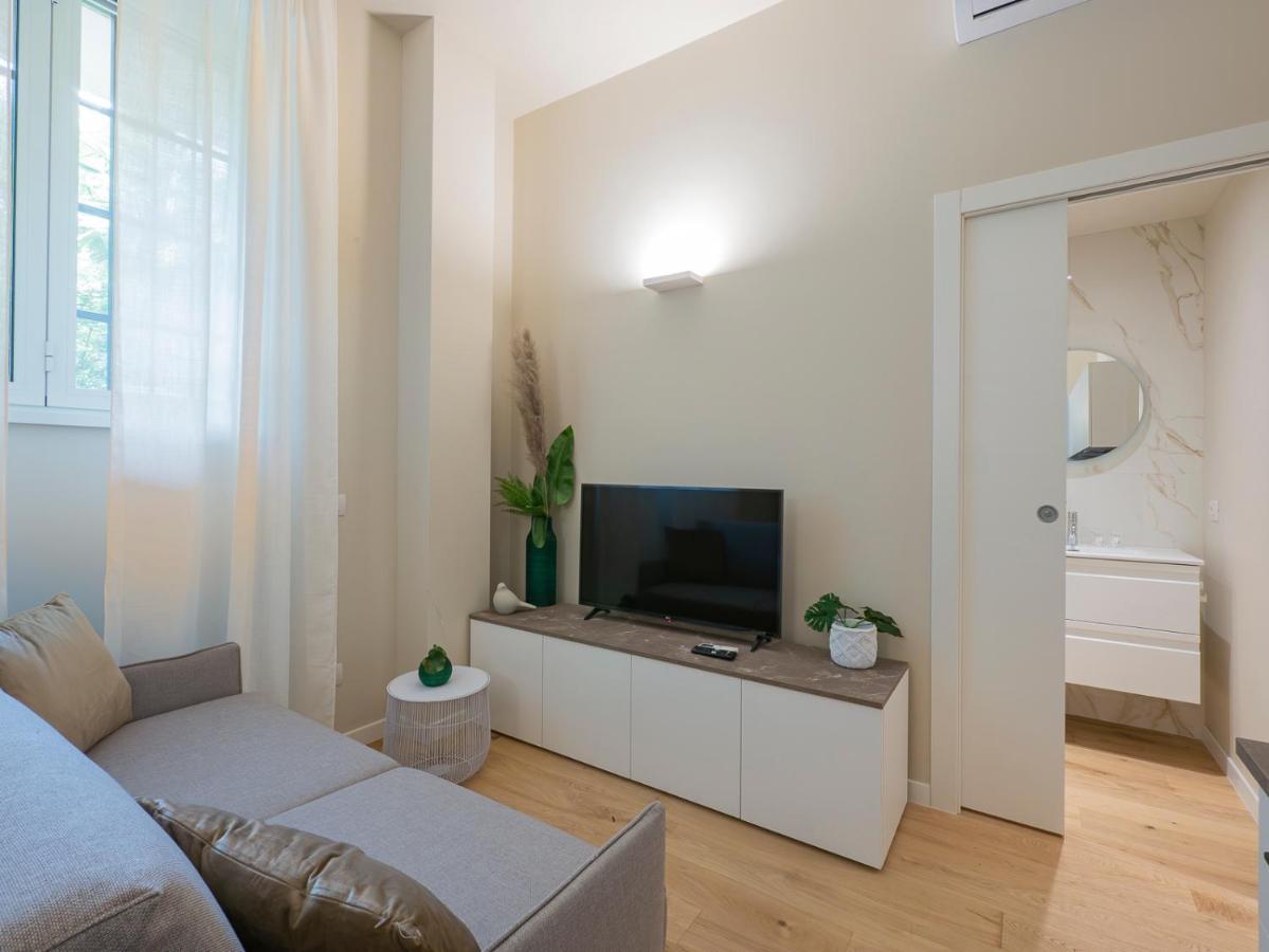I Host Apartment - Ranzoni 1 Milan Exterior photo