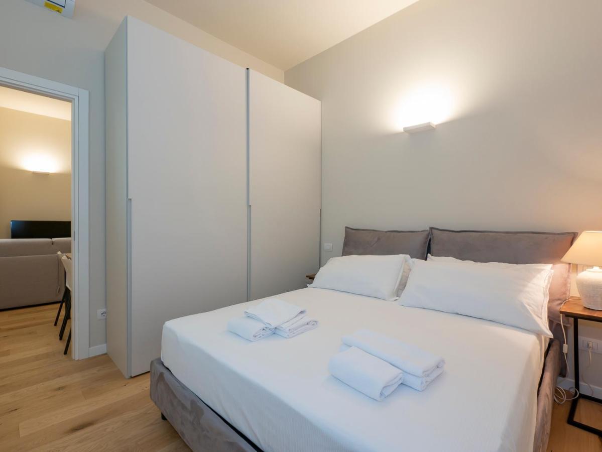 I Host Apartment - Ranzoni 1 Milan Exterior photo